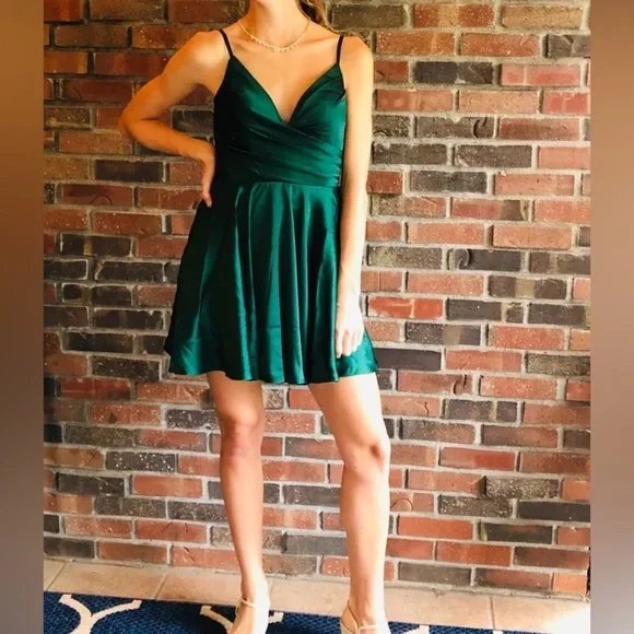 Remarkable Romance Emerald Green Satin Skater Dress with Pockets - Picture 4 of 8